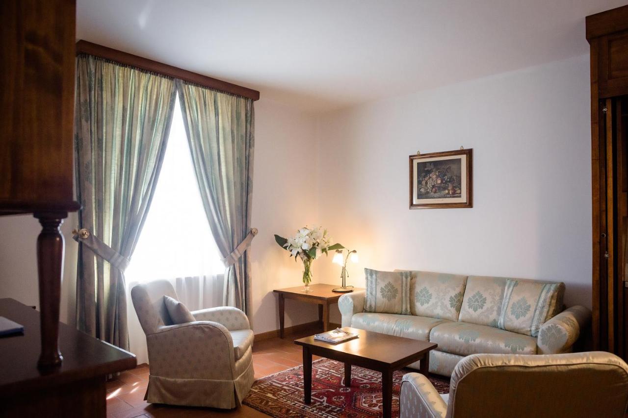 Palazzo La Fenice มัสซามาริตติมา ภายนอก รูปภาพ