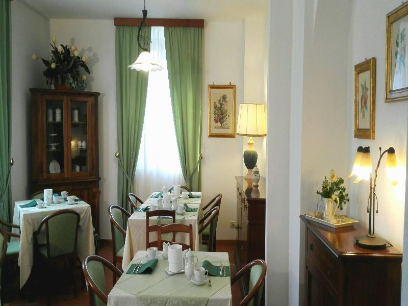 Palazzo La Fenice มัสซามาริตติมา ภายนอก รูปภาพ