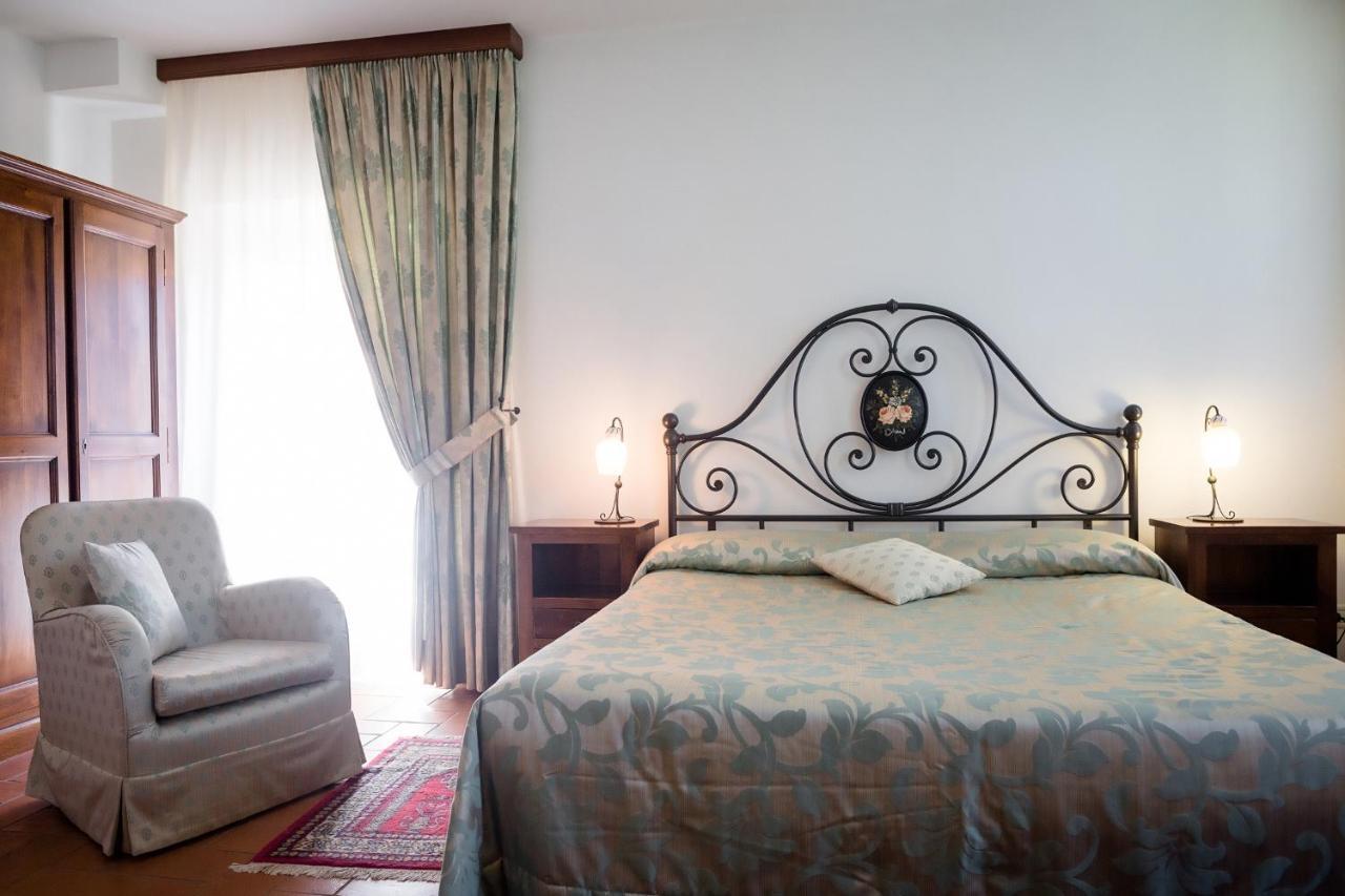 Palazzo La Fenice มัสซามาริตติมา ภายนอก รูปภาพ